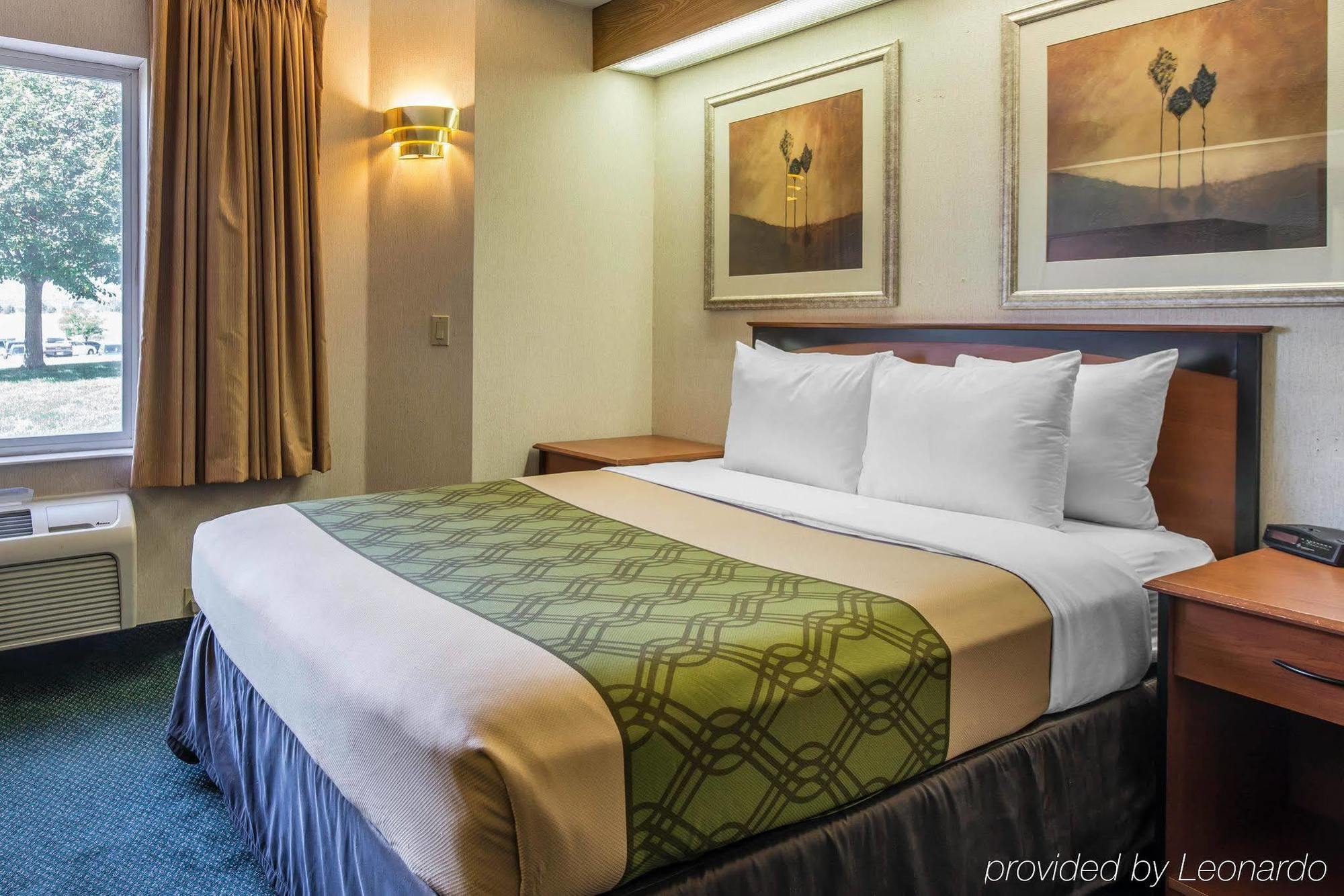 Econo Lodge North Academy Колорадо-Спрингс Экстерьер фото